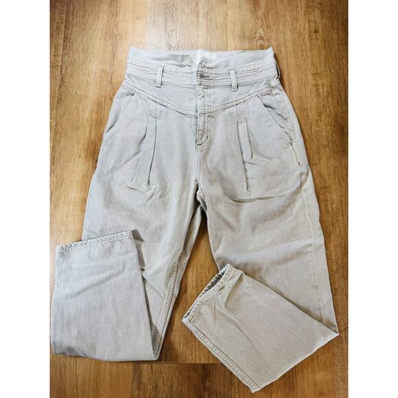 Citizens Of Humanity Denim - Citizens of Humanity Women's Jeans Beige Size 28 Maeve Pleated Jean High Rise